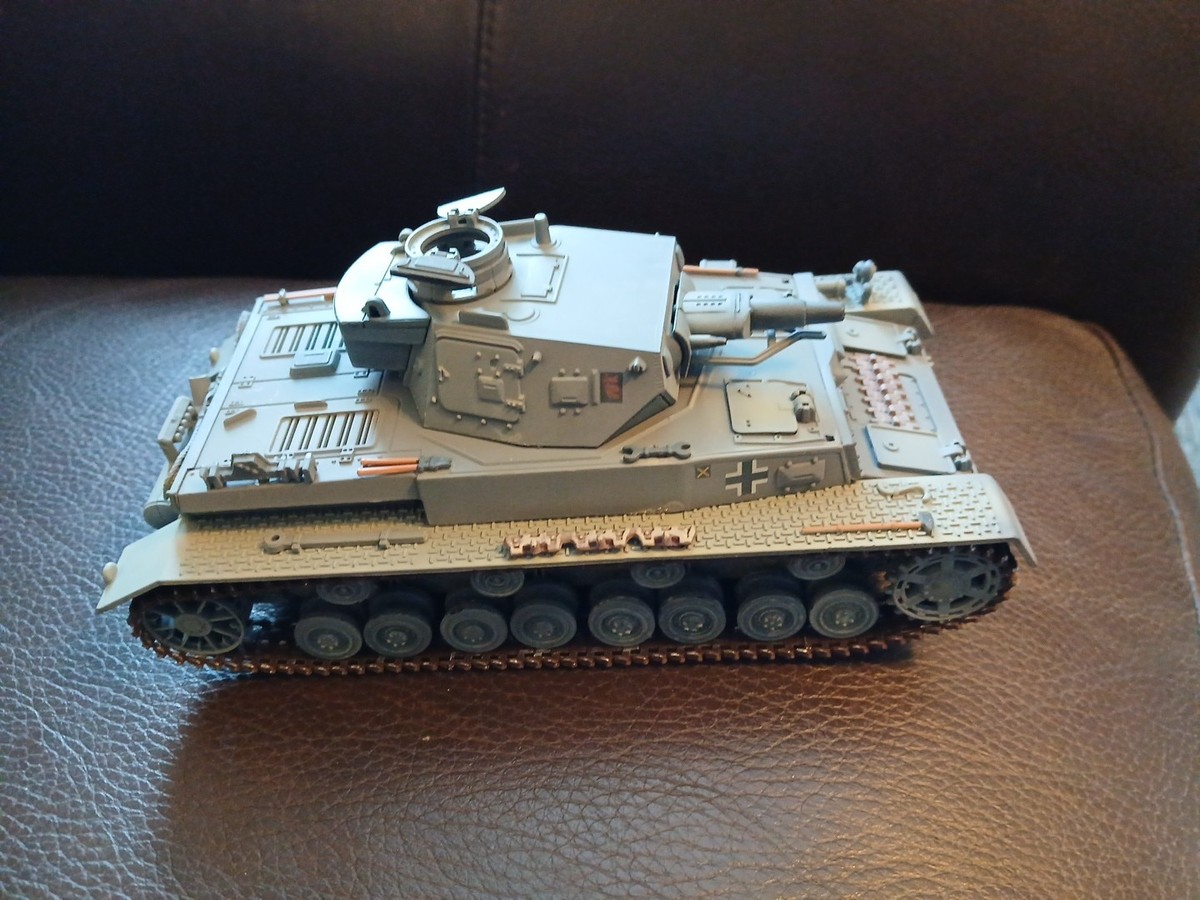 21st Century German Panzer MK IV WWII Tank Plastic 2004 21st