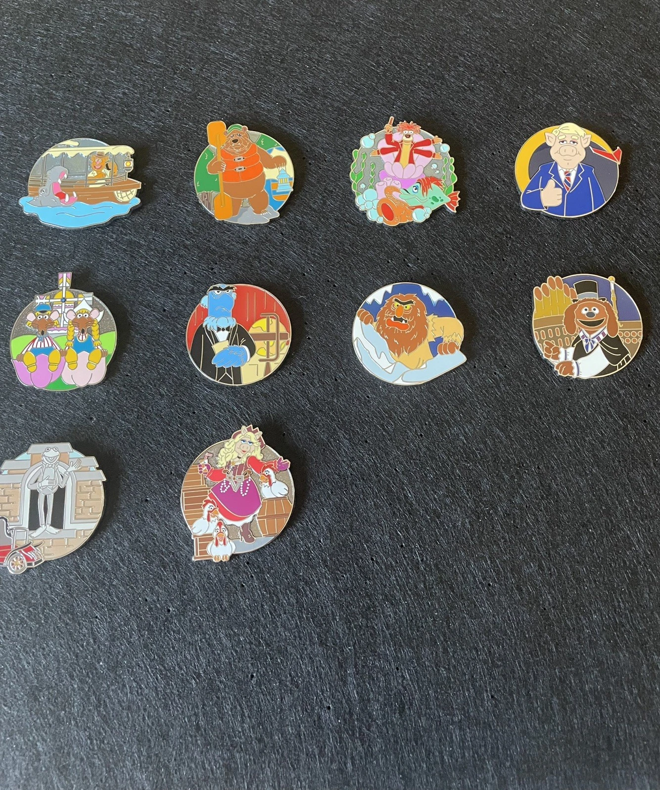 Disneyland Muppets Park Day Mystery Pin Set of 10 COMPLETE