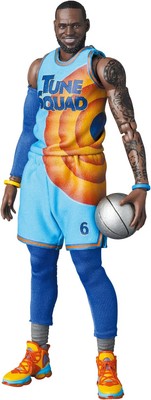 MAFEX No.197 LeBron James SPACE JAM: A NEW LEGACY Ver. Medicom Toy