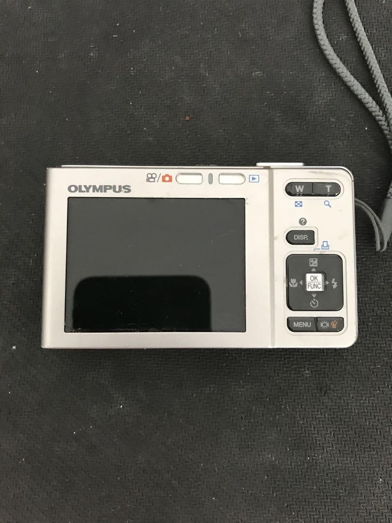 OLYMPUS FE 360 Silver Digital Camera 8MP Compact Slim