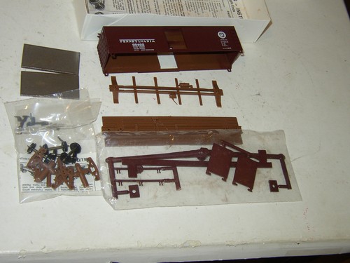 Walthers 3102 Overhead traveling crane