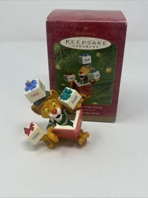Hallmark Keepsake Ornament Lionel Plays With Words 2001 Between the Lions PBS