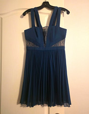 BCBGMAXAZRIA Dark Teal Lace Pleated V-Neck Strappy Dress 4 JGK66F96-341