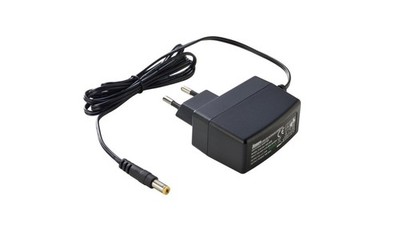 15V 0,8A 12W EU Steckernetzteil 2.1x5.5 SYS1381N-1215-W2E