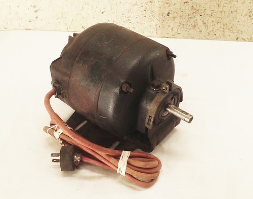 Vtg GE electric motor 1/12 hp 1/2" shaft 1140 rpm 115 V USA 5KH43AB662B
