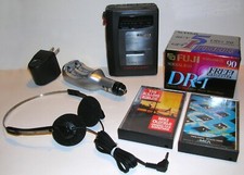 AIWA HS-JS216W STEREO RADIO CASSETTE RECODER CASSETTE TAPES HEADPHONES SET