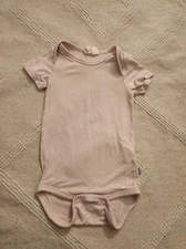 Kyte bodysuit size 3-6m- baby pink