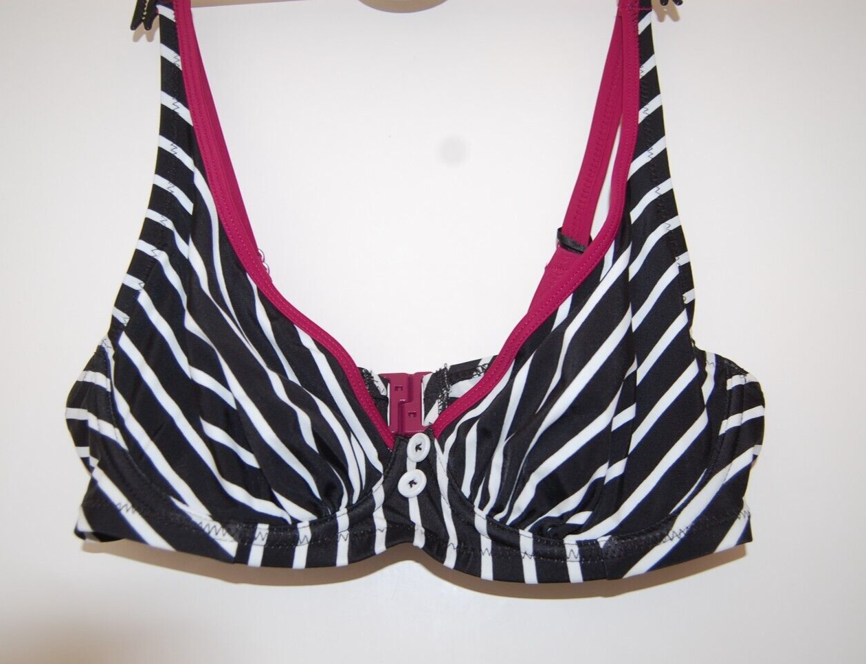 Pour Moi Starboard Underwired Bikini Top Non Padded Black/White/Purple 32DD BNWT