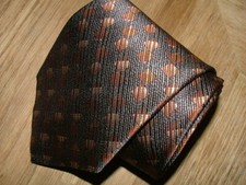 MENS ROBERT TALBOTT TIE 100% SILK HAND SEWN MADE IN USA BROWN GEOMETRIC #110