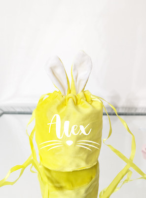 Ostern personalisierte Hasenohr Leckerlibeutel Eiersuche Idee gelb kleine Beutel Geschenk