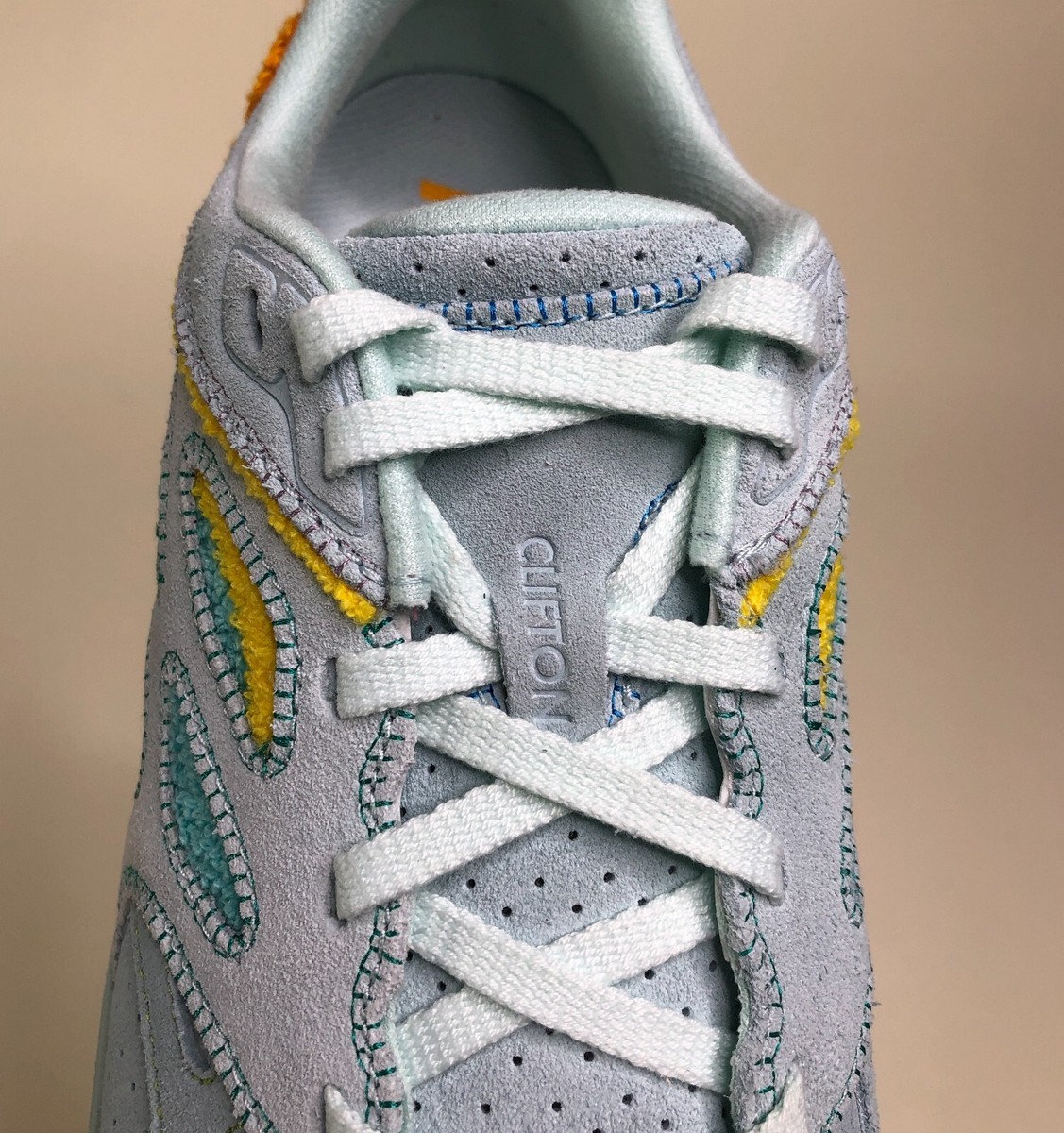 ohanano ページ Hoka One One Clifton L Embroidery Blue Glass Shoes Men's