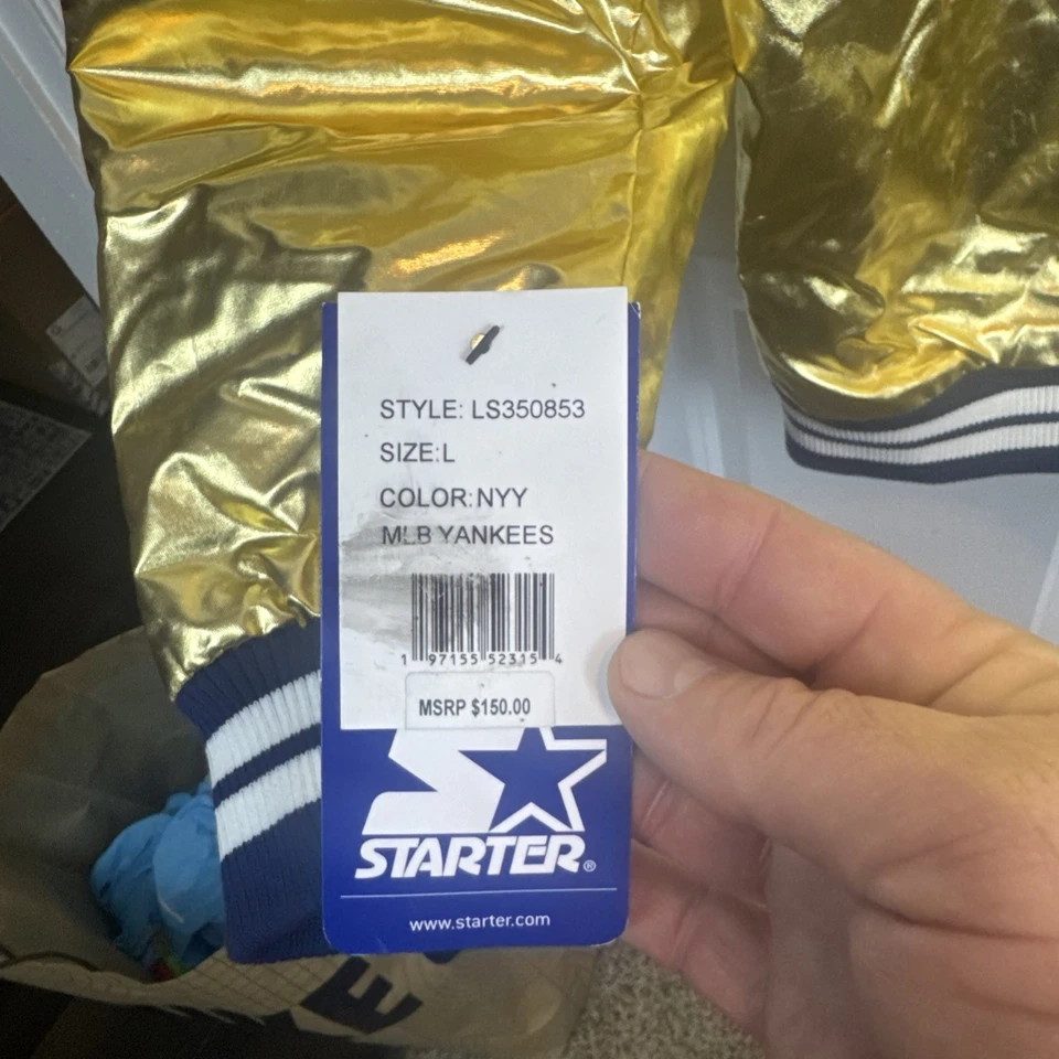 New York Yankees Starter G-III Jacket Satin Gold 2009 World Series MLB - Men's L - Image 3 of 4