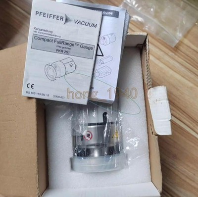 One PFEIFFER PTR26002 PKR251 vacuum gauge New