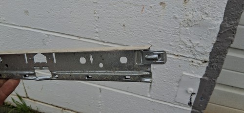 DONN Suspension System Main Tees. - Picture 3 of 3