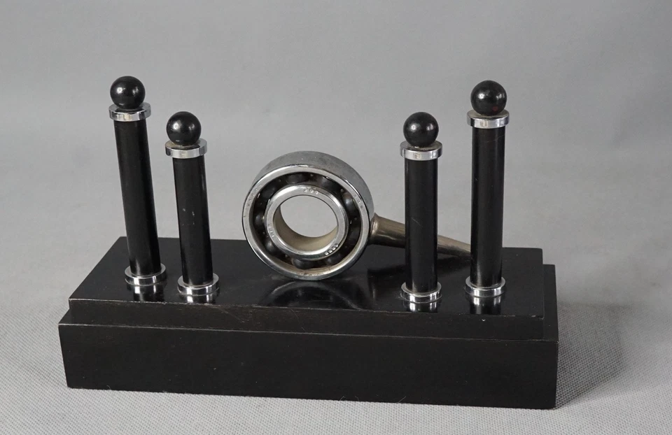 Juego de escritorio con soporte para lápiz Art Deco de la década de 1930 con base de madera de plástico cromado Foto 4 de 4