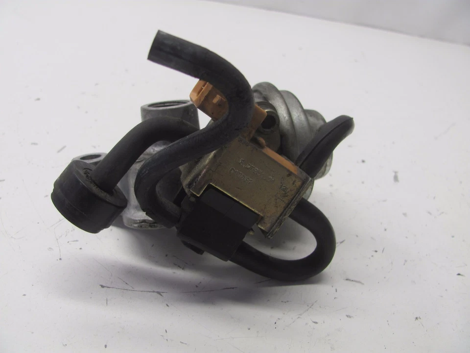 01-06 Mercedes CLK55 AMG Motor EGR A1121400060 OEM KM606220 Foto 2 de 4