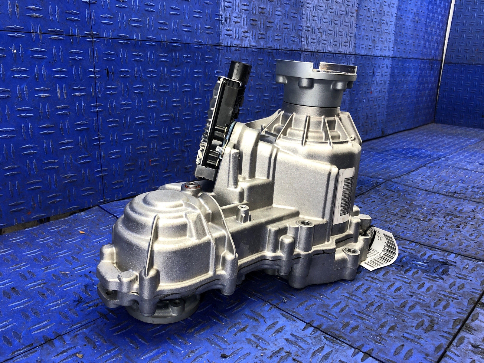 2023 MASERATI GRECALE 2.0L AWD TRANSFER CASE 670154265 OEM