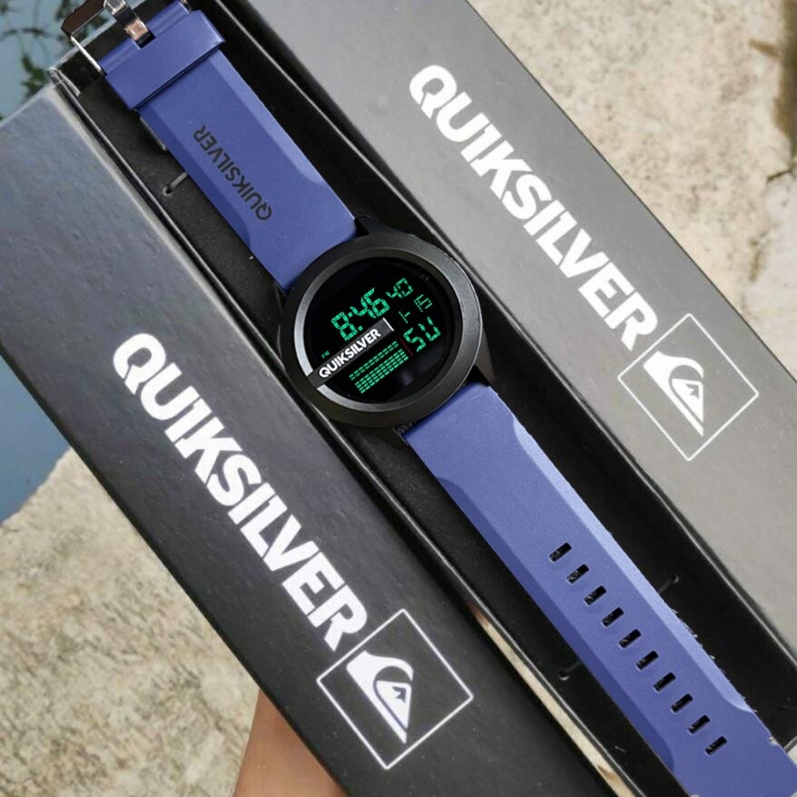 QuiksilverのRubixウォッチ Quiksilver Rubix PU Watch - Classic Silver
