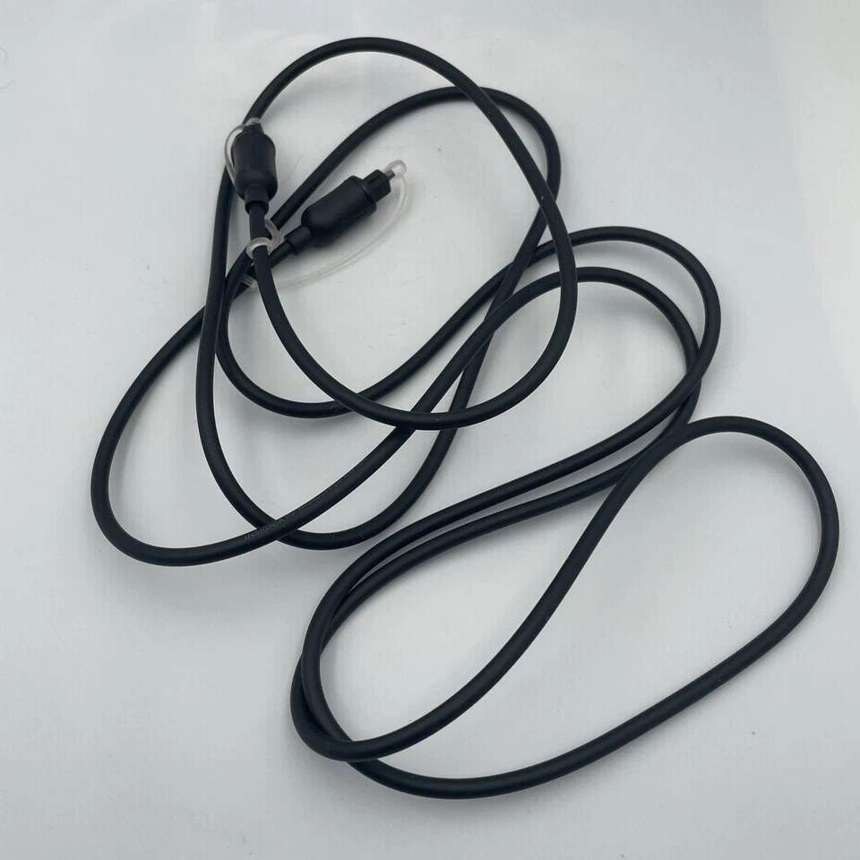Cable de audio óptico Toslink Insignia NS-HZ514 6' Foto 2 de 4