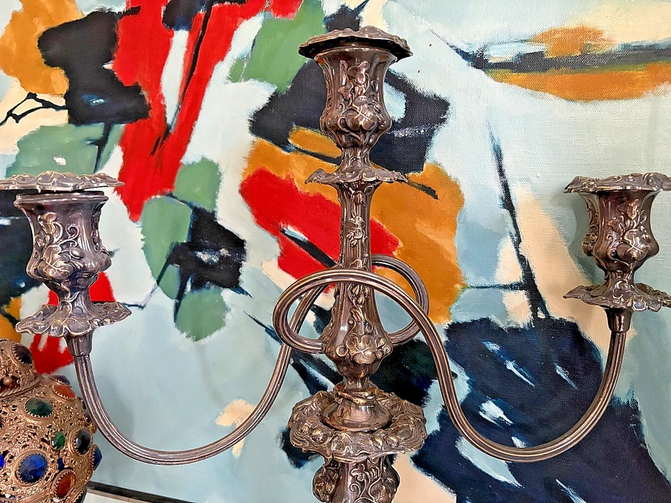 Candelabro Victoriano Renacimiento Rococó Tres Luces 24" Alto Foto 2 de 4