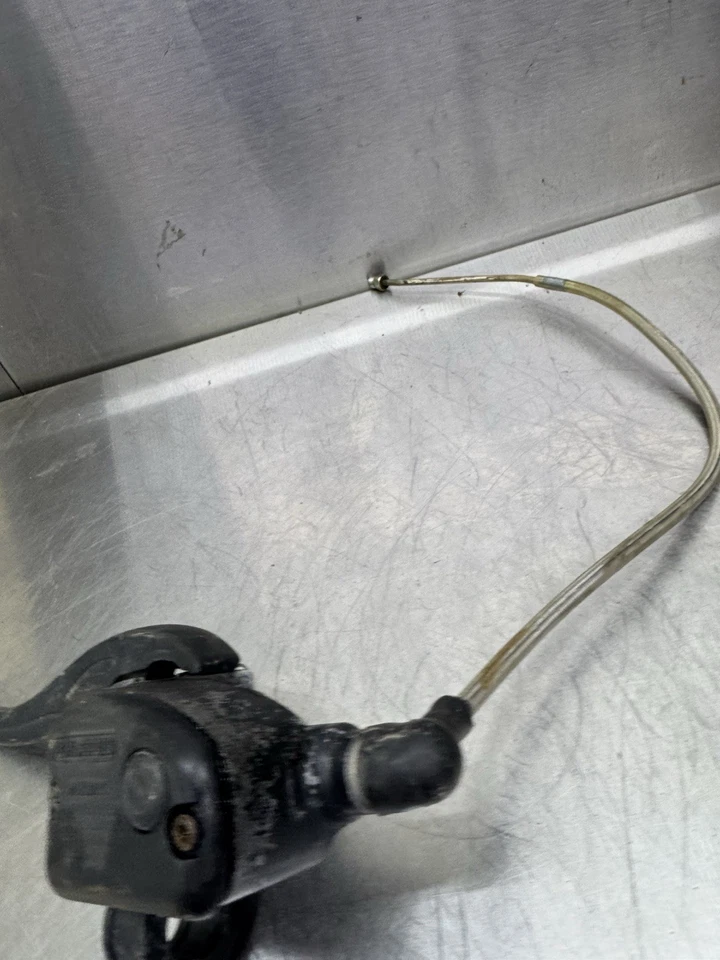 2003 04 POLARIS Sportsman 500 TRACK BOSS 330 передний тормоз главный цилиндр 2010196 - Изображение 4 из 4