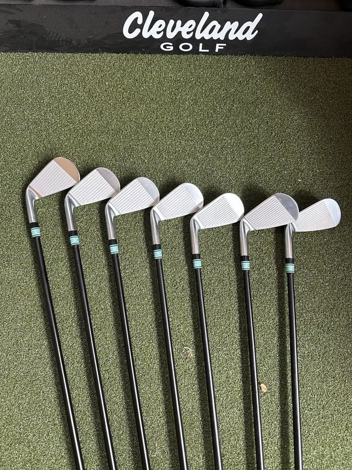 Jeu De 7 Shafts En Graphite Fujikura Axiom 105-X, X-Stiff, 4-PW, .370/.355, Occasion