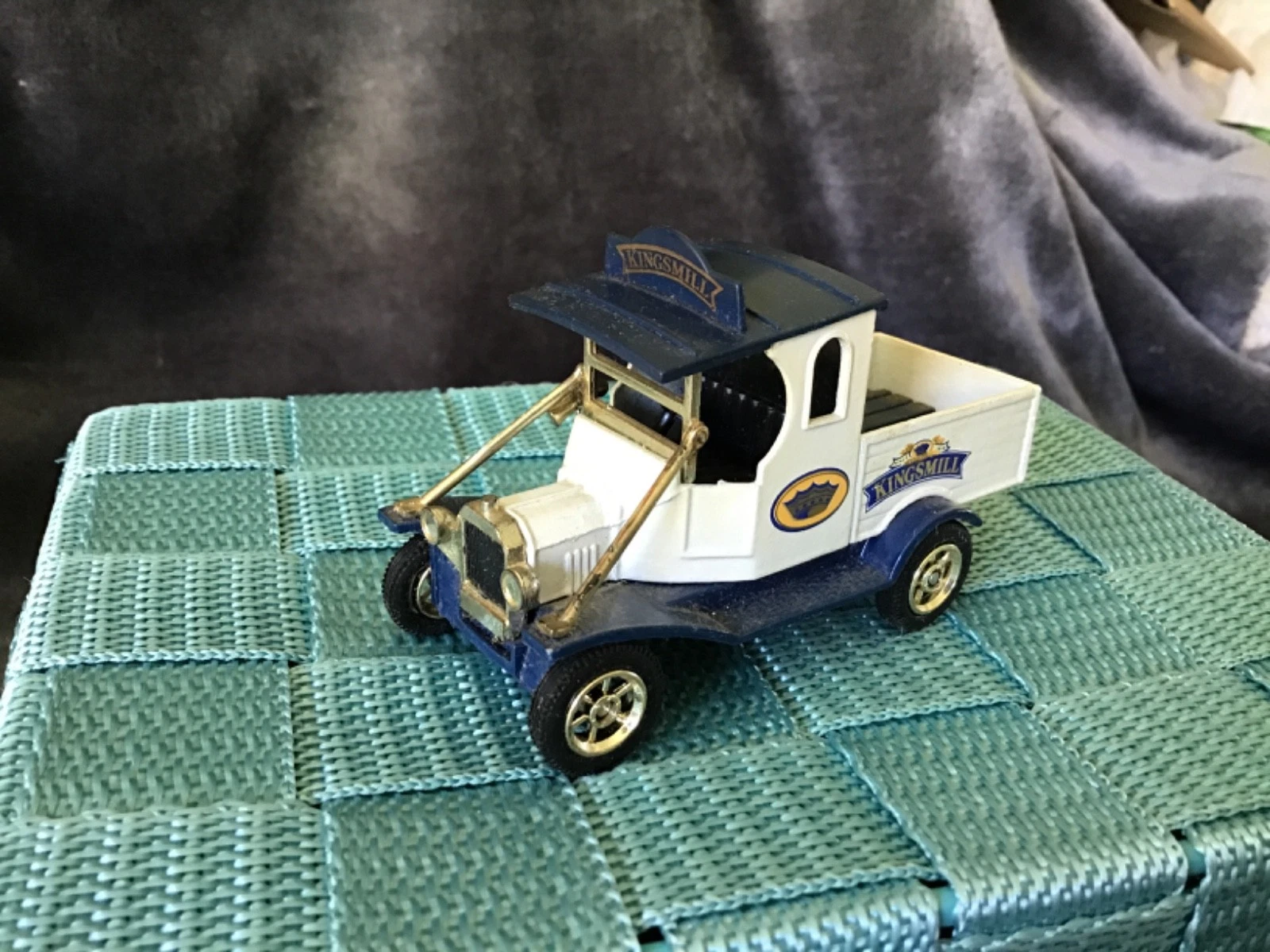 VANS Oxford Die Cast Edizione Limitata 10TG Kingsmill Van