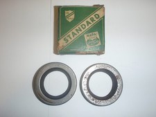 2 Made In Usa Rear Wheel Axle Oil Grease Seals 1933-1954 Chevrolet Cars Chevy