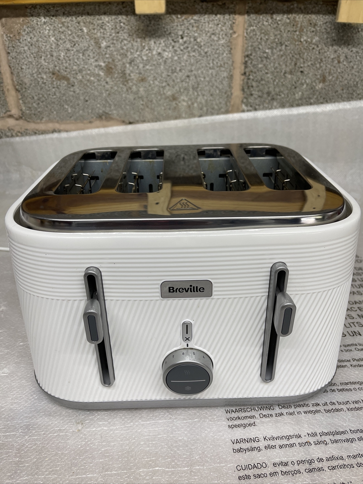 Breville Obliq VTT974 4Slice Toaster White & Silver eBay