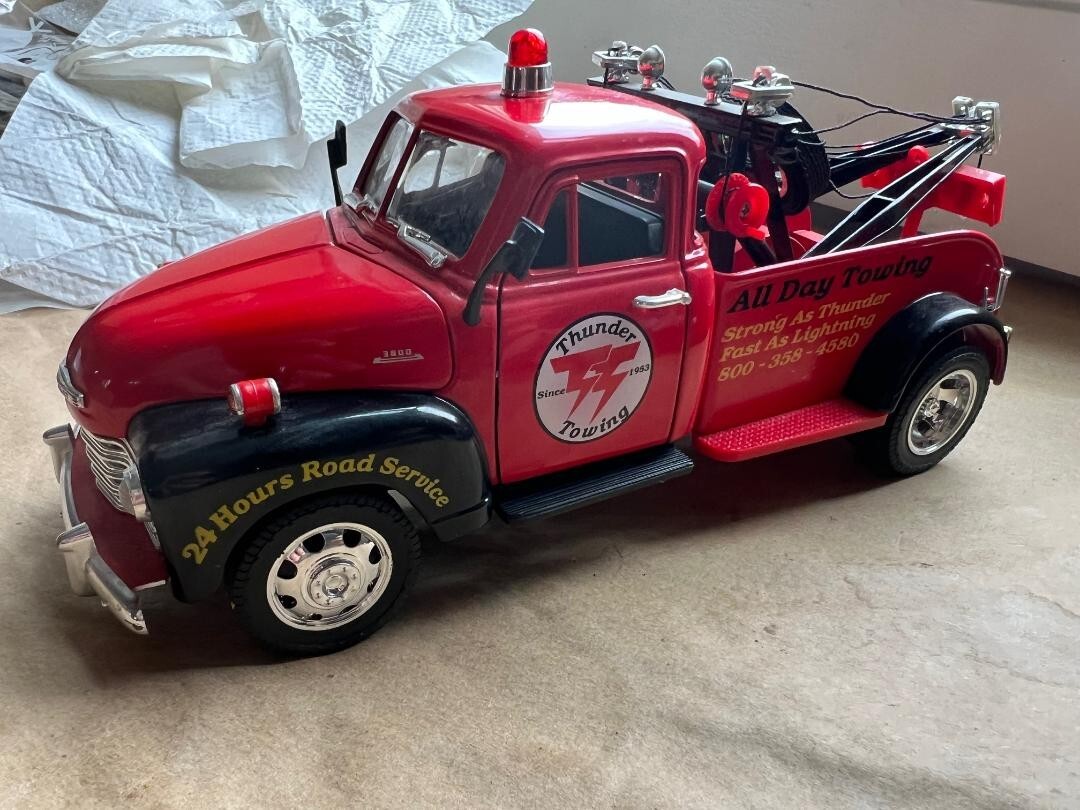JADA 1953 Chevy 1300 Wrecker Thunder Towing, Red, 1:24 | eBay