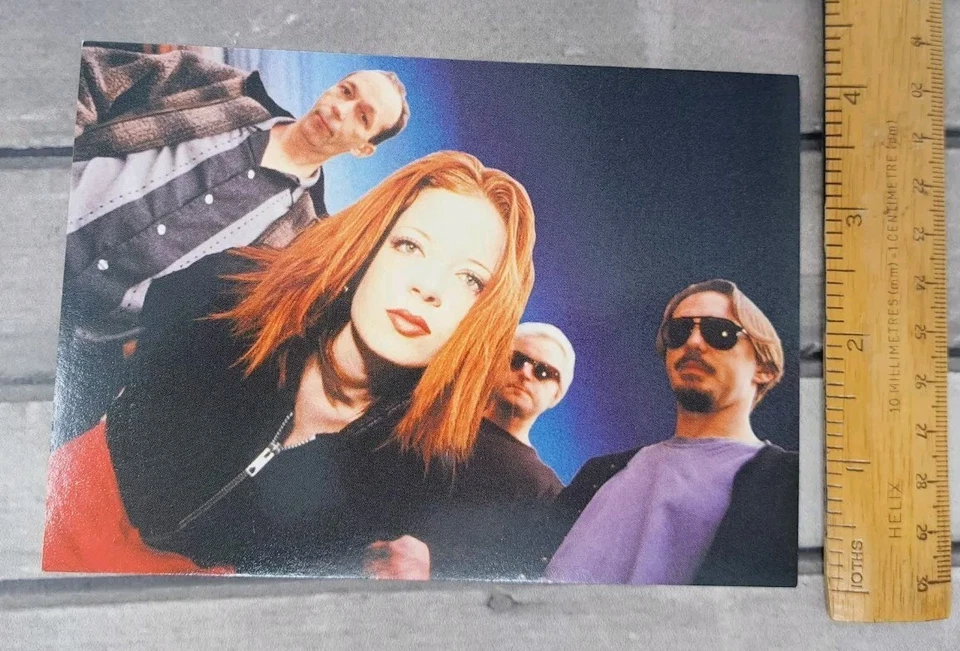 GARBAGE Postcard Promo Alternative Rock Music Memorabilia Publicity Shirley - Image 2 of 3