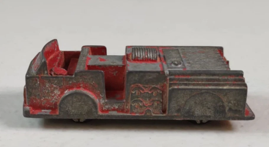 Vintage Midgetoy Firetruck Diecast USA Rockford Illinois - Image 2 of 4