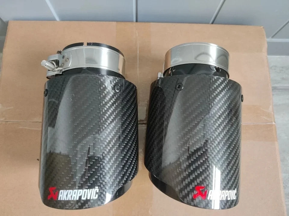 2x GLOSS BLACK CARBON FIBRE AKRAPOVIC EXHAUST TIP 4" UNIVERSAL STAINLESS STEEL - Image 3 of 4