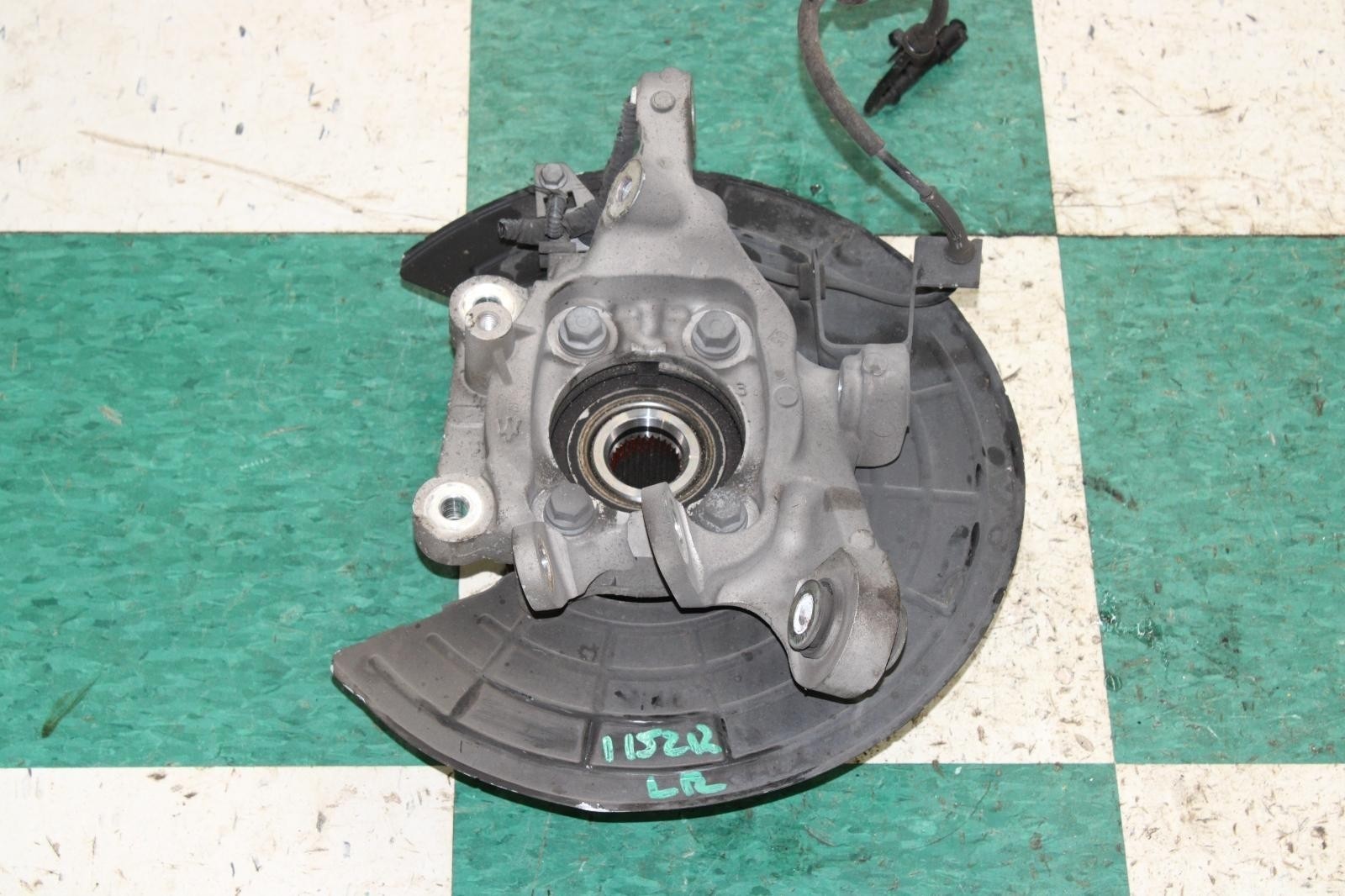 14-21 Ghibli Rear End Spindle Hub Knuckle Left LH Driver LR OEM Factory OE WTY