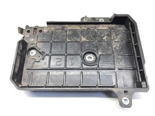 BASE DE LA BATTERIE TOYOTA C-HR 74404-10210 1.2 116KM