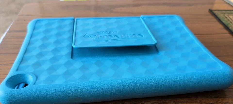 Amazon 8" FreeTime Child Proof Case (BLUE) - Image 4 of 4