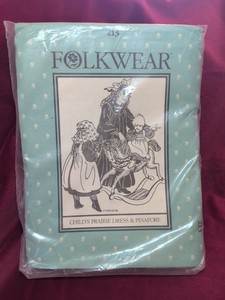 Folkwear 213 Child's PrairiE Dress & Pinafore & Sunbonnet CUT but COMPLETE