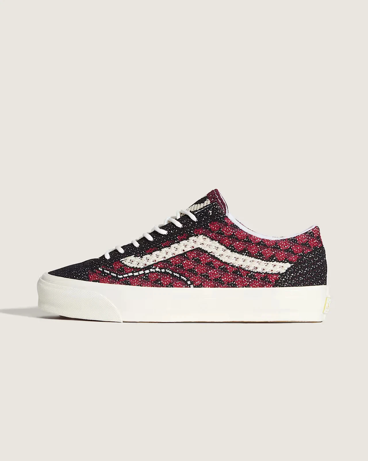 VANS Classic Premium Old Skool Shoes Burgundy