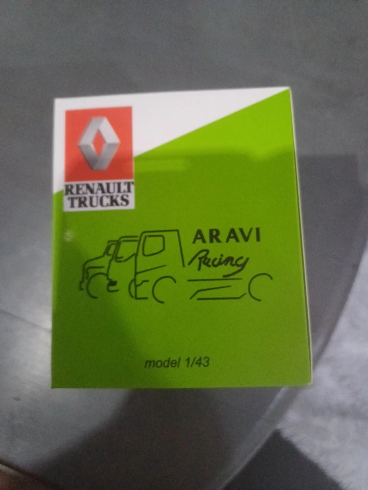 Miniature camion Tracteur Renault Team ARAVI RACING 1/43 ELIGOR REF 117335 NEUF - Photo 3/4