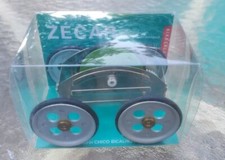 ZeCar Flywheel Car by Kikkerland Design 1589