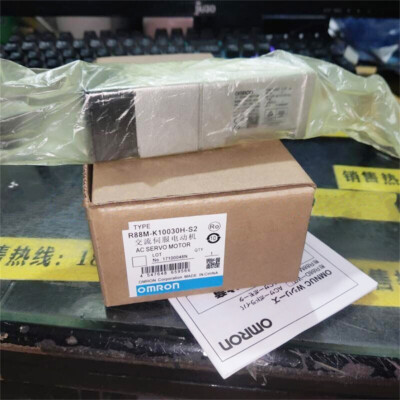 1PCS Brand New In Box   R88M-K10030H-S2 Fast Delivery #E5