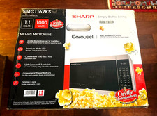 Sharp Carousel SMC1162KS Microwave Oven 1.1 C...