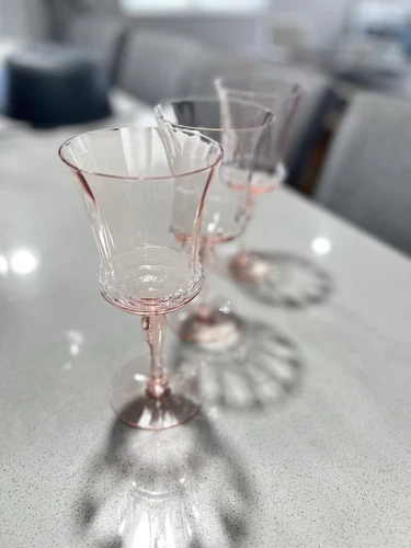 Vtg Pink Depression Fluted Wine Glasses Optic Set Of 3 Elegant Long Stemmed