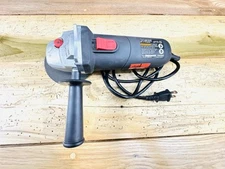 DRILL MASTER #60625 4 1/2" ANGLE GRINDER WITH AUXILIARY HANDLE-TESTED (G)