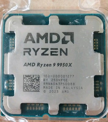 AMD Ryzen 9 9950X Prozessor 16 Kerne Sockel AM5, bis 5,7 GHz Max Boost