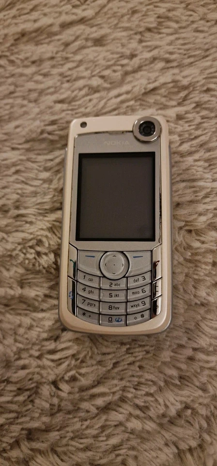 Nokia 6680 - Creme- Sonderedition Handy - Bild 4 von 4