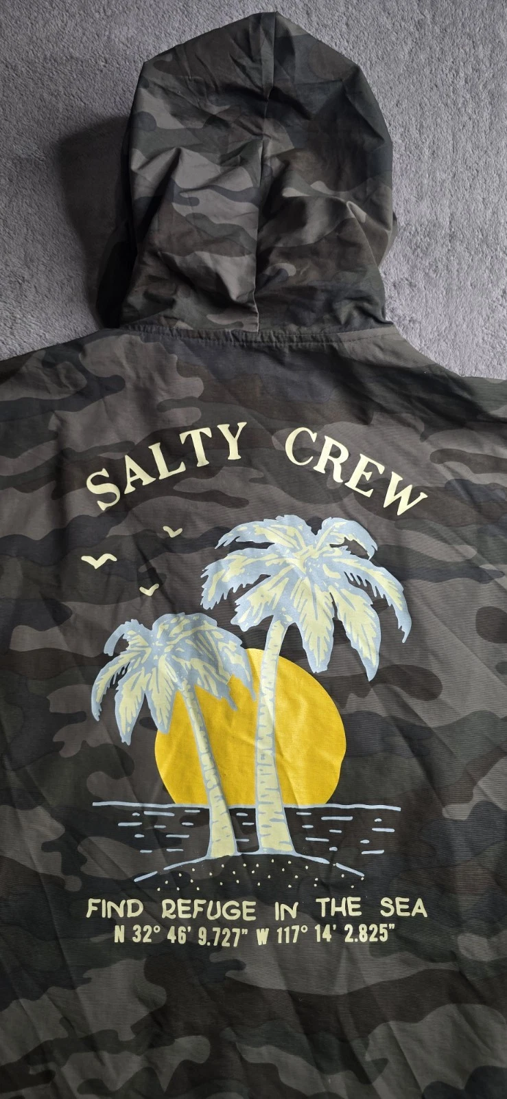 Salty Crew Camo Windbreaker Coaches Jacket Mens 2XL Green Hooded Nylon Fishing