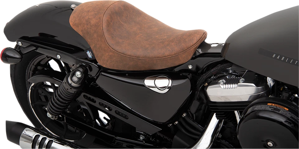 Harley Sportster XLL XLC 2004-2022 asiento individual 3/4 cuero marrón Drag Specialties Foto 3 de 4