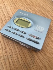 sony mz-r91 portable minidisc, in blue.