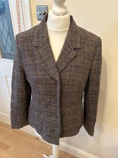 Vintage Welsh Trefriw Woollen Mills 100% Pure New Wool Ladies jacket Size 12